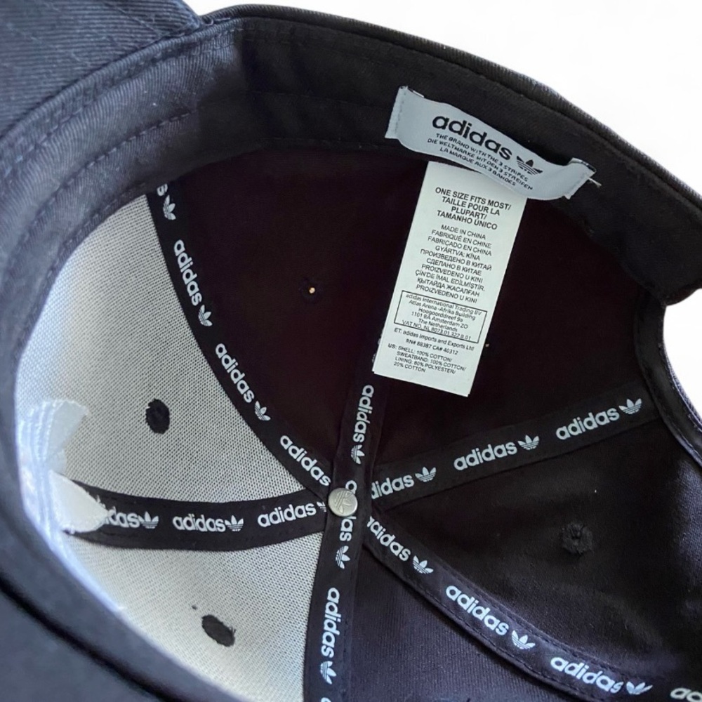 Adidas Originals Icon Black Logo Precurved SnapBack Unisex Baseball Hat Cap - Picture 6 of 7